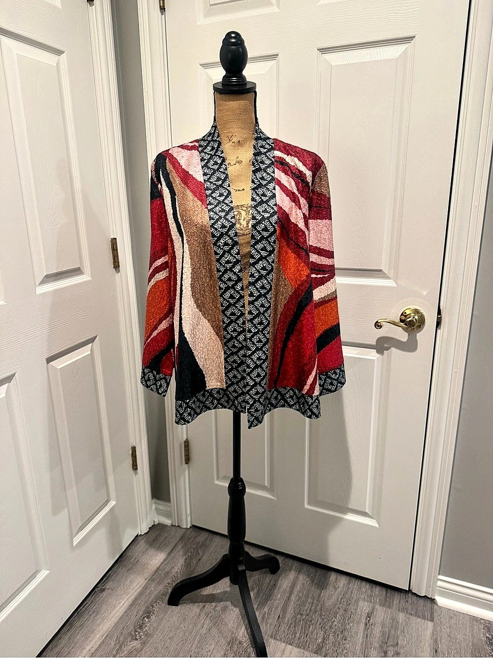 Chico's Abstract Open Front Blazer Red & Black Size XL